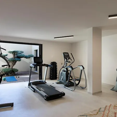 Eva, Vue Et Montagne, A Pieds * Sainte-Lucie de Porto-Vecchio