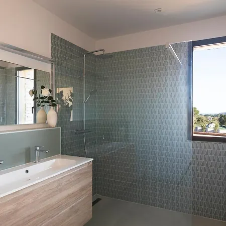 Eva, Vue Et Montagne, A Pieds Сент-Люси-де-Пор