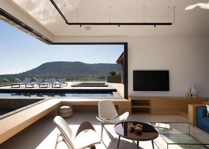 Eva, Vue Et Montagne, à Pieds * Sainte-Lucie-de-Porto-Vecchio