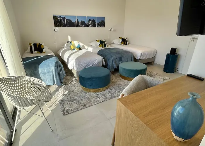 Eva, Vue Et Montagne, à Pieds *